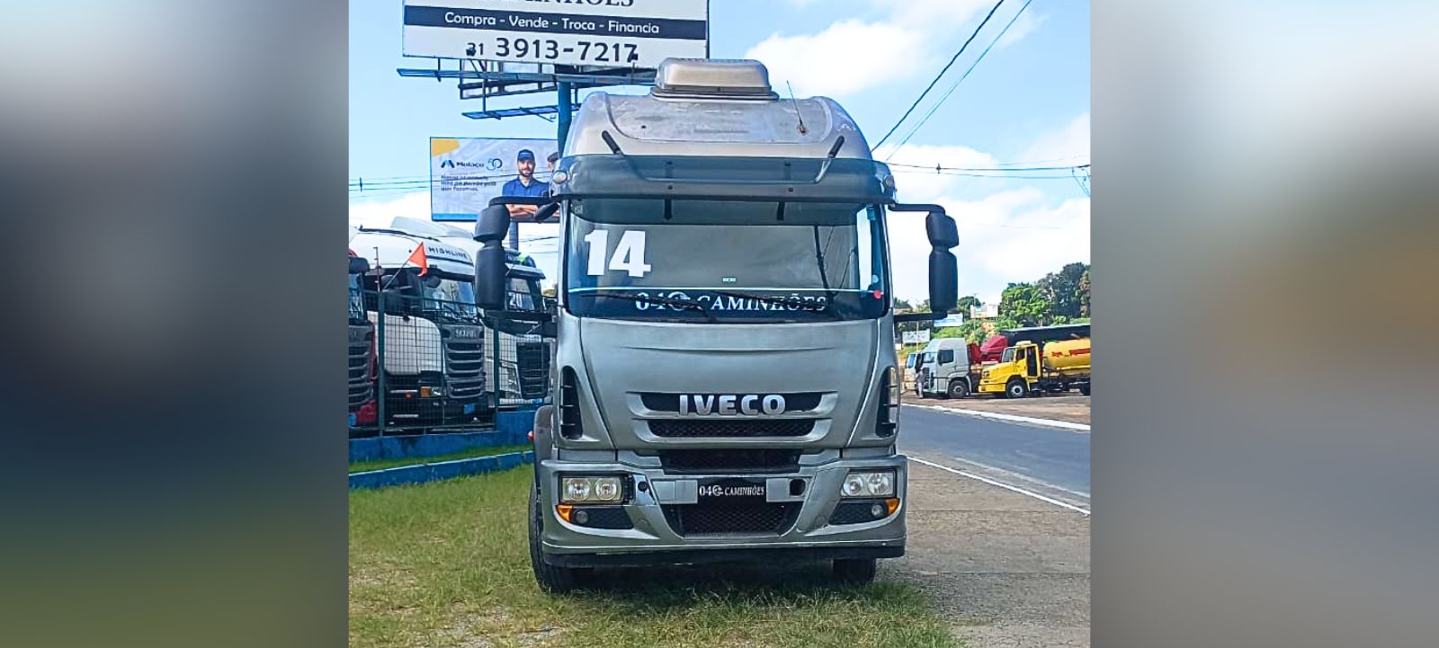 Iveco 240e28, ano 2013/2014