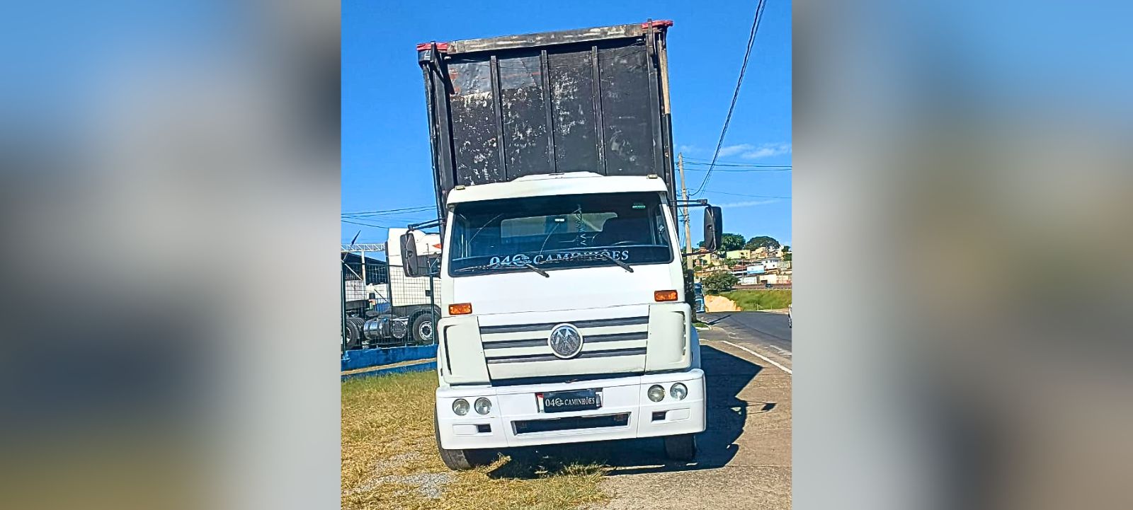 Volkswagen 13180, ano 2001, sider